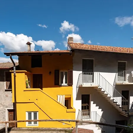 On The By Solutions شقة ليتْسّينو