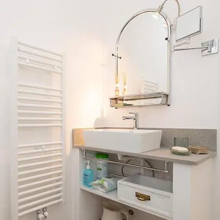 דירה On The By Solutions לצנו